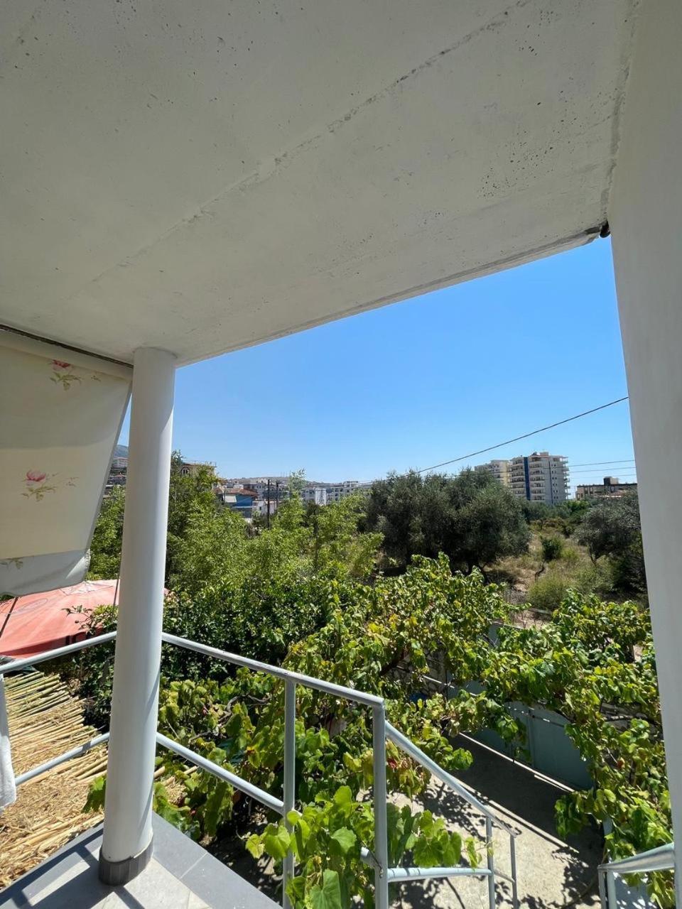 Gezos Apartment Химар Екстериор снимка