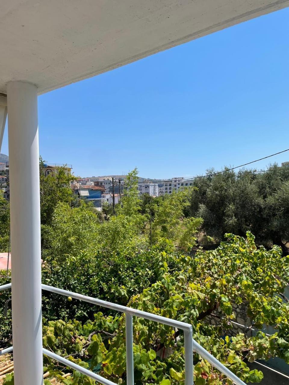 Gezos Apartment Химар Екстериор снимка