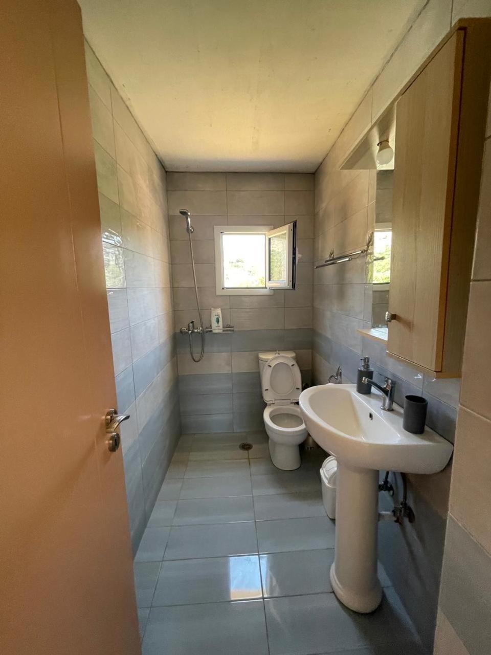 Gezos Apartment Химар Екстериор снимка