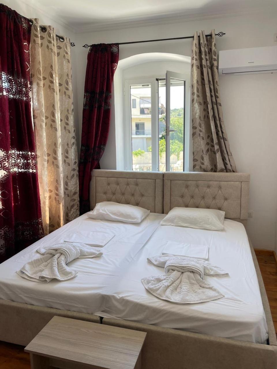 Gezos Apartment Химар Екстериор снимка