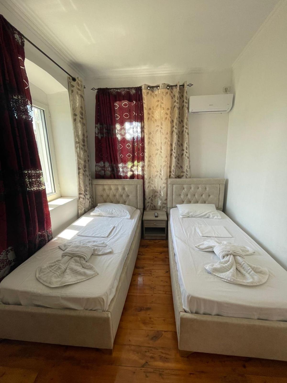 Gezos Apartment Химар Екстериор снимка