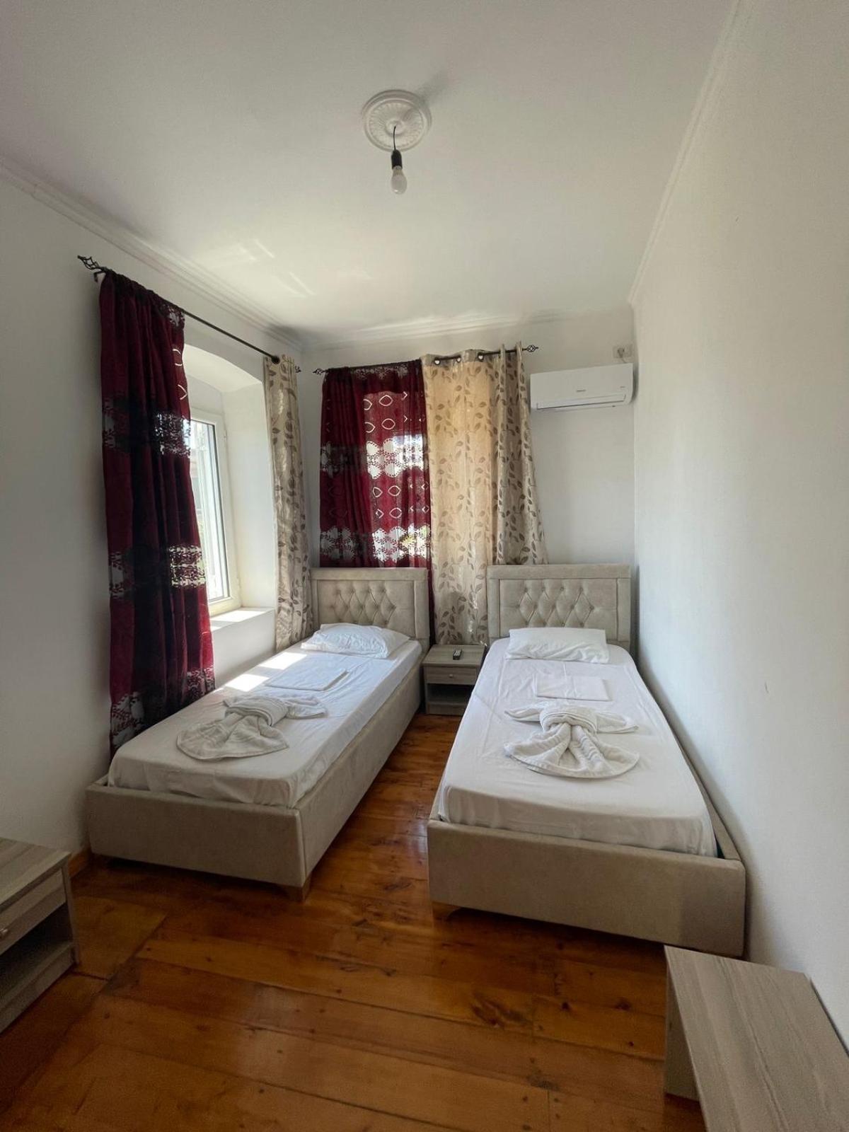 Gezos Apartment Химар Екстериор снимка