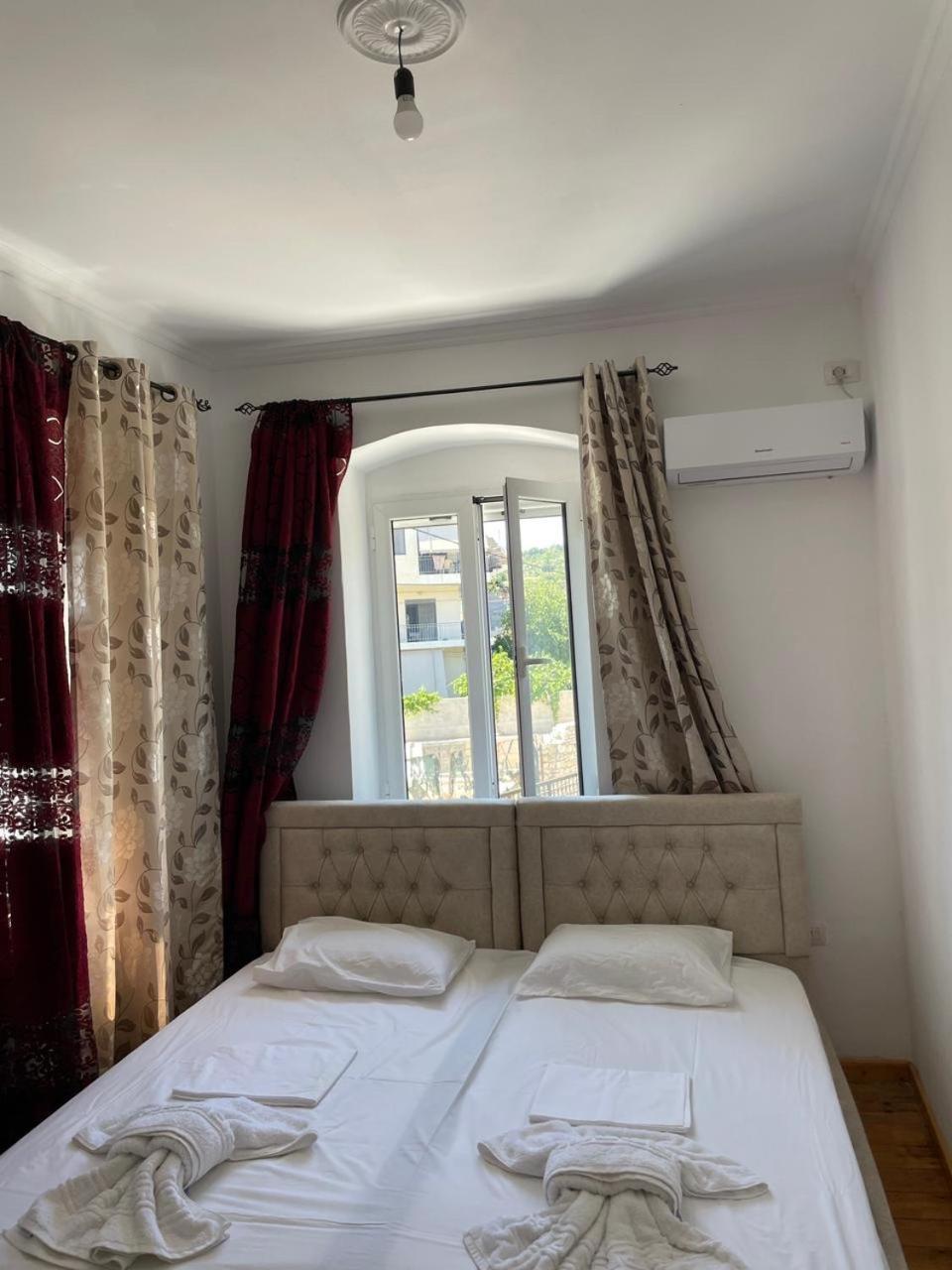 Gezos Apartment Химар Екстериор снимка
