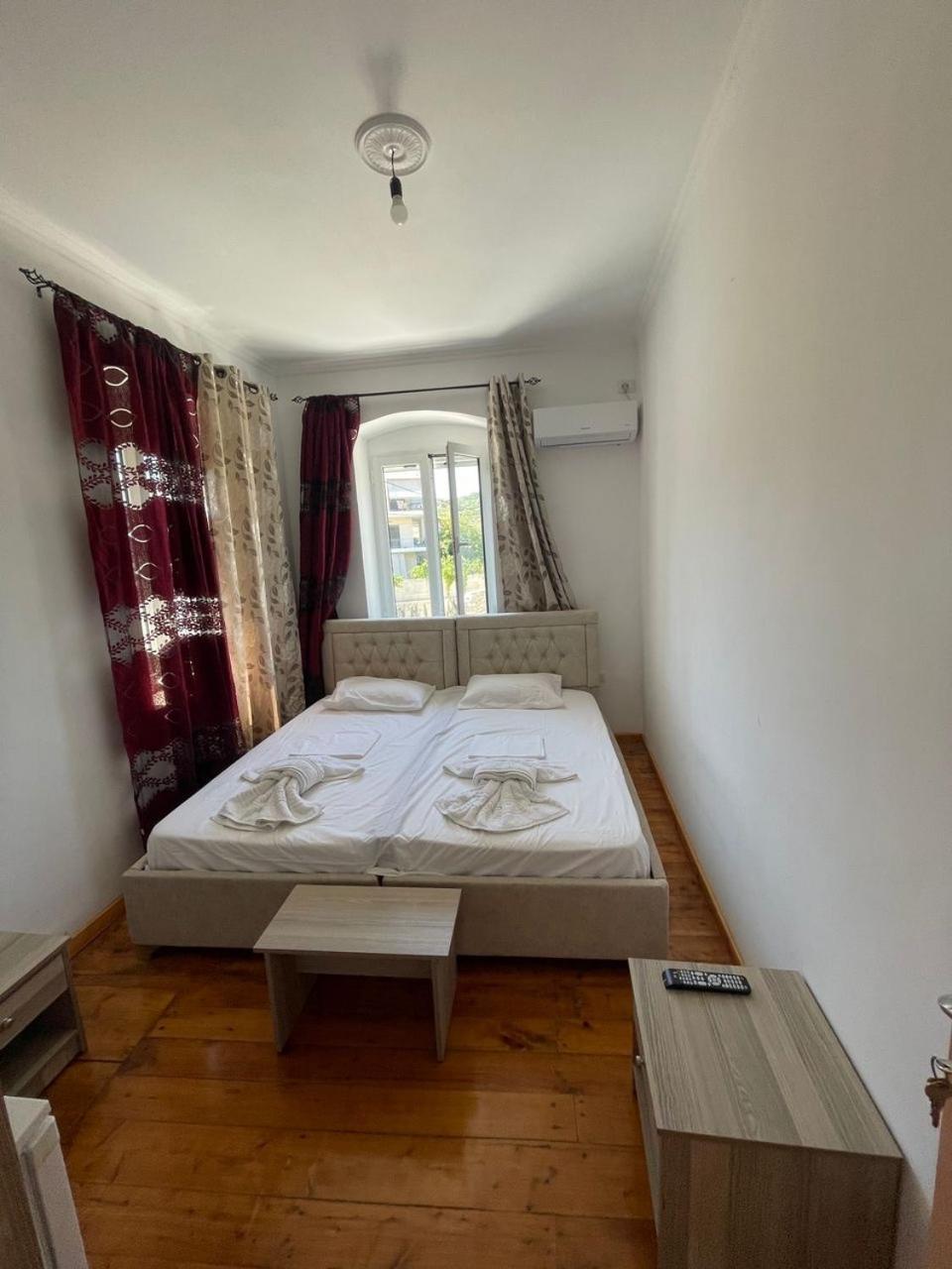 Gezos Apartment Химар Екстериор снимка