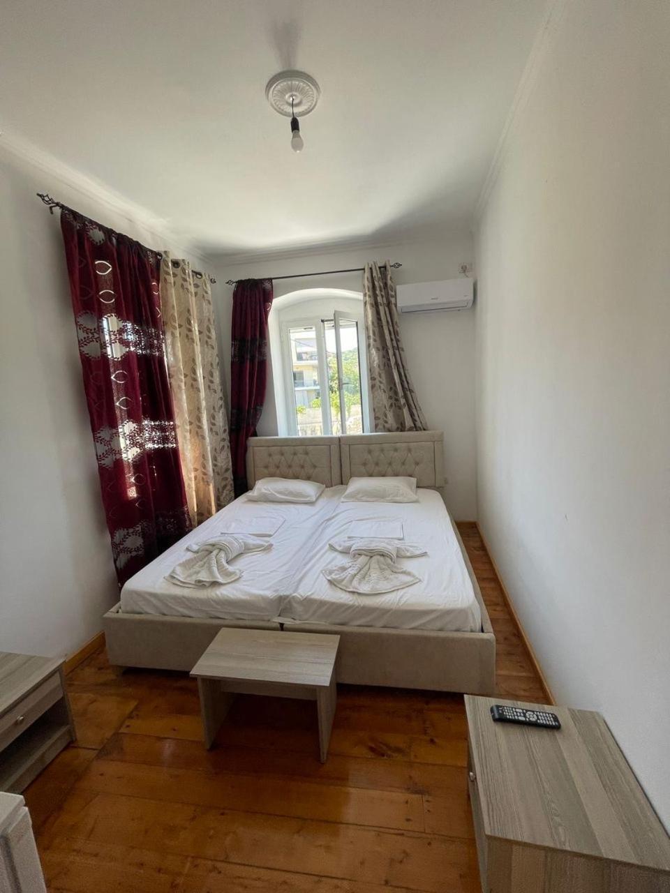 Gezos Apartment Химар Екстериор снимка
